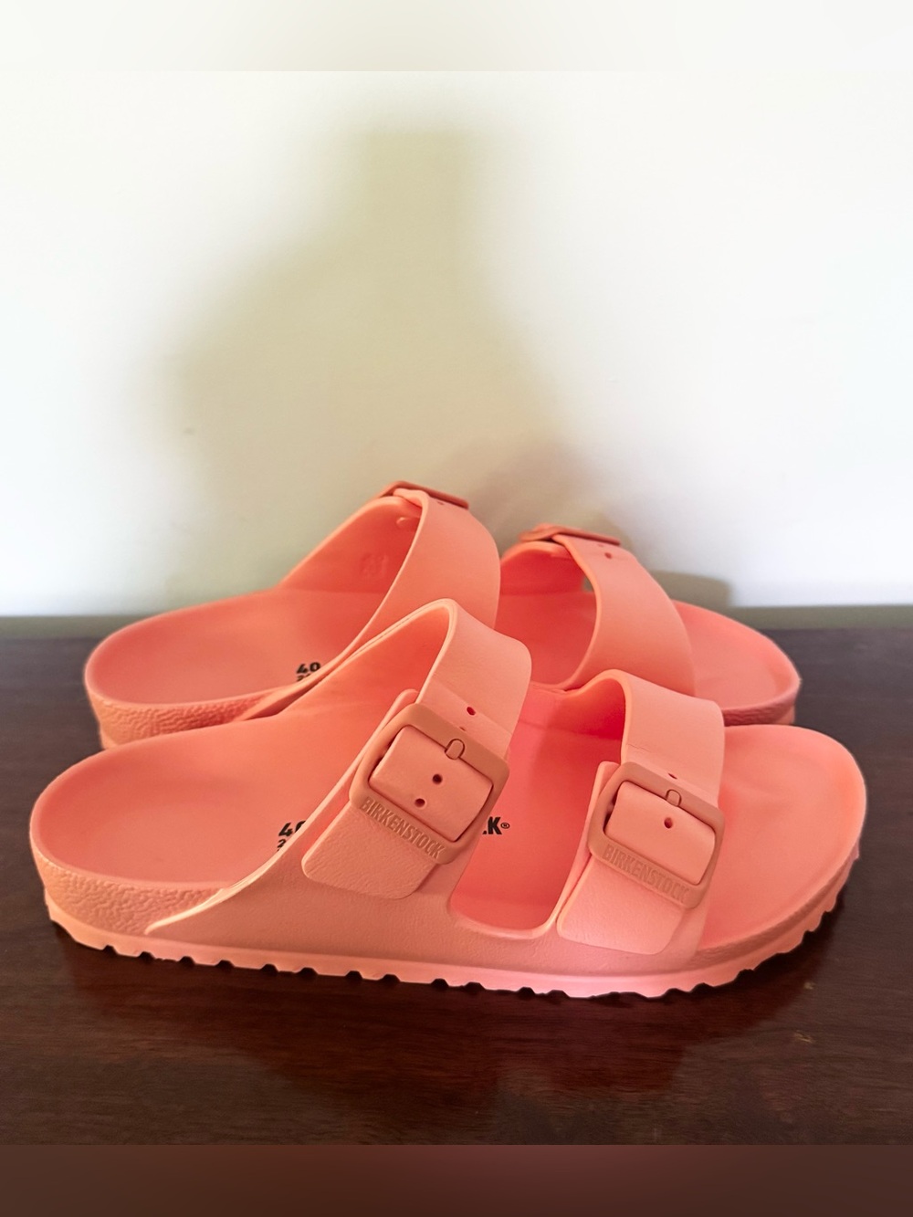 Birkenstock Arizona EVA Women's Size 40 L9 Coral Peach Adjustable Slides New - Picture 3 of 4